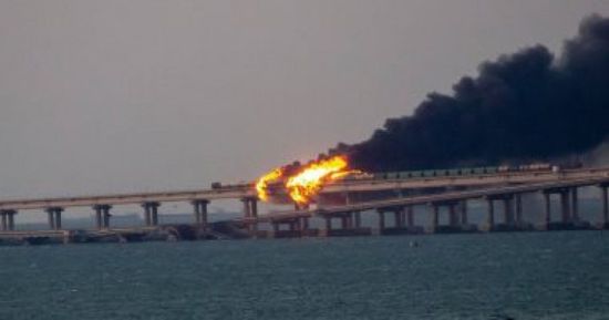 استئناف حركة مرور السيارات في جسر القرم