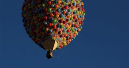 إصابة 9 أشخاص جراء سقوط منطاد بالنمسا