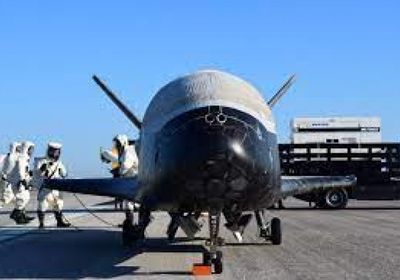 طائرة مسيرة عسكرية تحط في فلوريدا بعد عامين في المدار