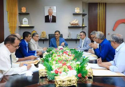 لجنة المناقصات تقر عدة مشاريع في عدن