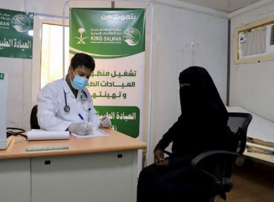 استقبال 318 مريضا في عيادات سلمان للإغاثة بحرض