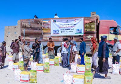 هلال الإمارات يوزع أكثر من 64 طن مساعدات بالطلح