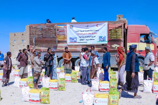 هلال الإمارات يوزع أكثر من 64 طن مساعدات بالطلح