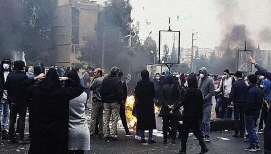 مقتل قيادي بالحرس الثوري الإرهابي خلال احتجاجات بإيران  