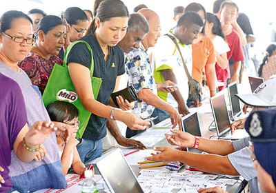 اليوم.. الماليزيون يصوتون في الانتخابات البرلمانية