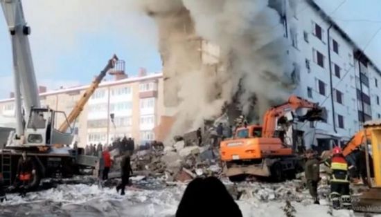 مصرع 3 أشخاص في انفجار مبنى سكني بروسيا