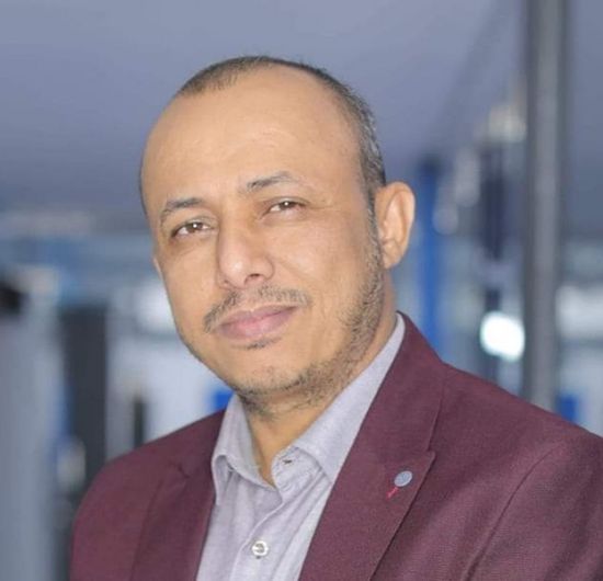 أبوعوذل: معين عبدالملك سبب أزمة النزوح الحالية بالجنوب