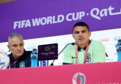 مدافع البرازيل يتعهد بحصد لقب كأس العالم