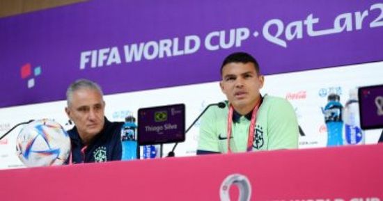 مدافع البرازيل يتعهد بحصد لقب كأس العالم