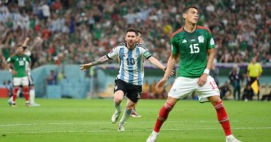 الأرجنتين يفوز على المكسيك بهدفين