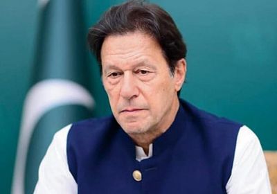 عمران خان يعلن انسحاب حزبه من المجالس الوطنية