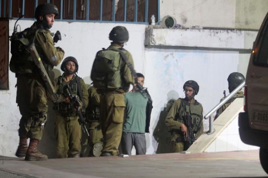 القبض على جنود إسرائيليين بسبب عبوة ناسفة