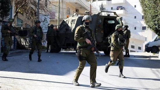 مقتل فلسطيني وإصابة 22 آخرين برصاص الاحتلال