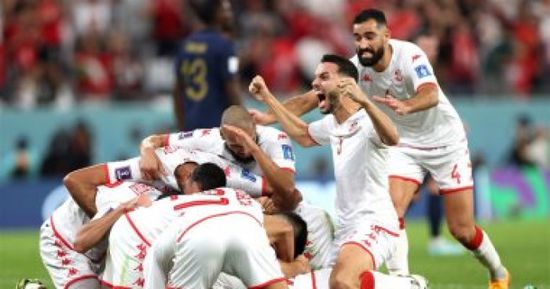تونس تفوز على فرنسا في مباراة تاريخية