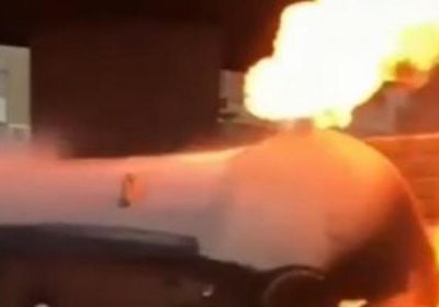 إصابة 9 أشخاص في حريق بطائرة أمريكية