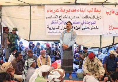 رئيس انتقالي شبوة يزور اعتصام عارين ويتضامن مع مطالب المواطنين