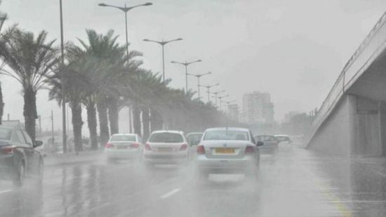 تحذيرات من أمطار رعدية بالسعودية ابتداءً من الغد