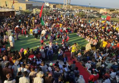 سقطرى تشارك الإمارات الاحتفال بعيد الاتحاد الـ 51