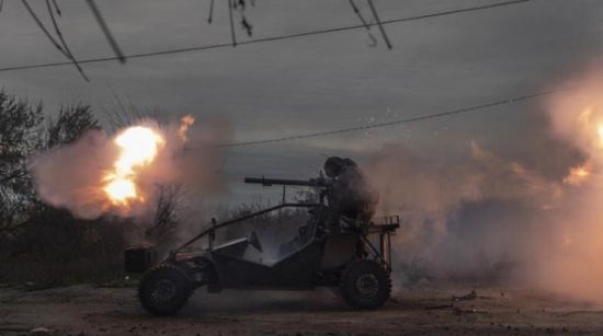 أوكرانيا تستهدف قاعدتين عسكريتين داخل روسيا