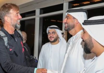بعثة فريق ليفربول تصل إلى دبي 