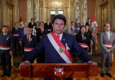 الشرطة تعتقل رئيس بيرو بيدرو كاستيلو