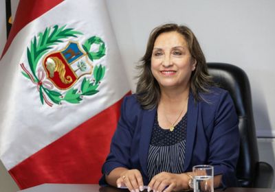 نائبة رئيس بيرو المعزول تؤدي اليمين الدستورية