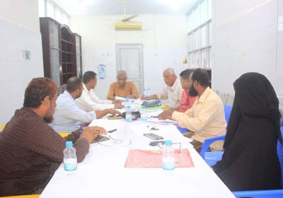 مديرية الشحر توصي "الإنمائي" بتنفيذ 10 مشاريع خدمية