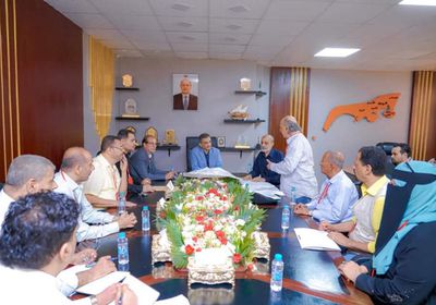 لملس يوجه بحصر الاستثمارات غير الجادة في مديريات عدن