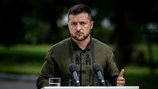 زيلينسكي يعلن سوء الوضع في دونباس