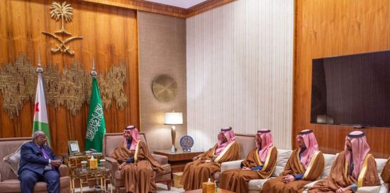 ولي العهد السعودي يناقش العلاقات الثنائية  مع رئيس جيبوتي