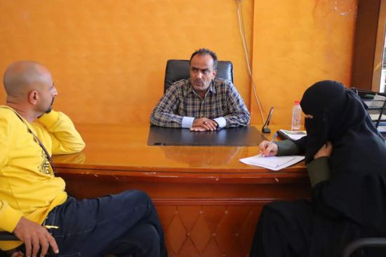 مأمور خورمكسر يكلف بسرعة إنجاز النظام الإلكتروني بالمكاتب الإيرادية