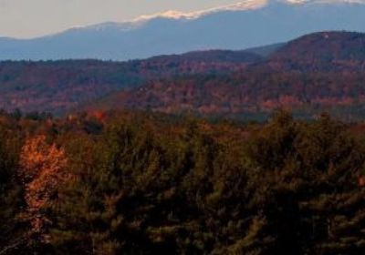 مصرع رجل أمريكي بعد سقوطه من أعلى قمة جبل