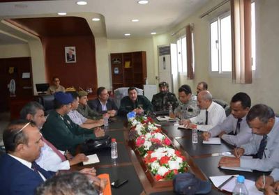 فريق اللجنة العسكرية والأمنية يطلع على جهود شرطة عدن