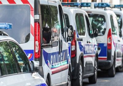 فرنسا تحذر المؤسسات من تلقي طرود مفخخة