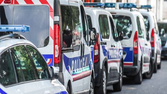 فرنسا تحذر المؤسسات من تلقي طرود مفخخة