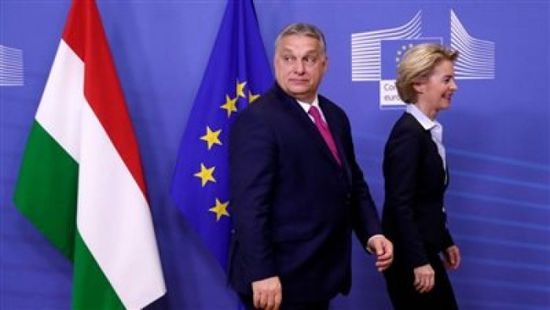 دول الاتحاد الأوروبي تعاقب المجر