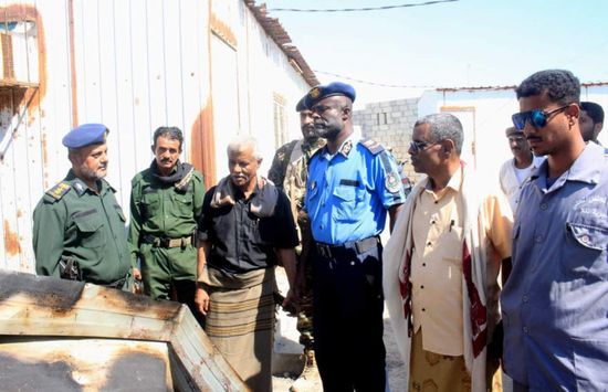 لجنة تقصي تبدأ التحقيق بملابسات حريق في ميناء الشحر