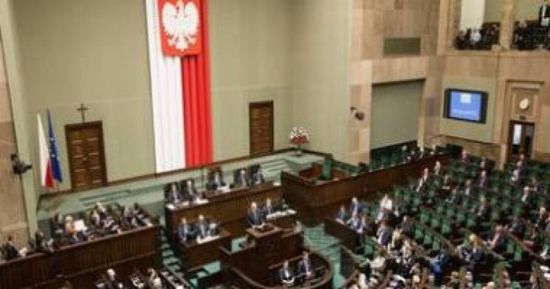 برلمان بولندا يصوت لتصنيف روسيا دولة راعية للإرهاب