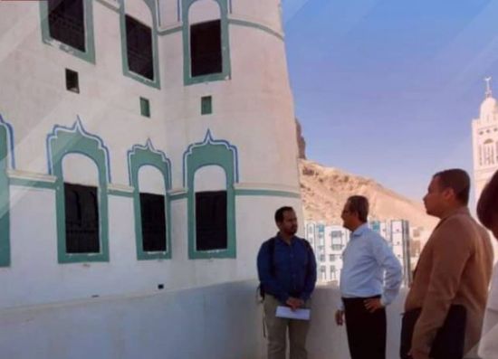 اليونسكو تتفقد الأضرار بقصر سيئون تمهيدا لترميمه