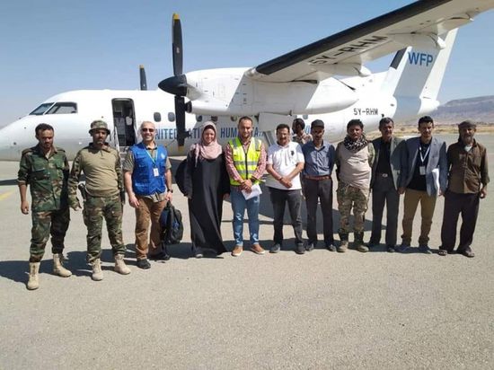 بطائرة أممية.. وفود منظمات دولية تصل لمطار عتق