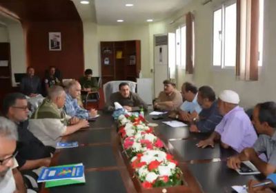 تنسيق مشترك بين أمن عدن واللجان المجتمعية لمكافحة المخدرات