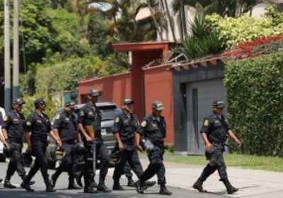 رئيسة البيرو ترفض ترك منصبها