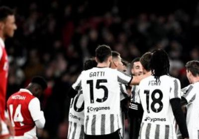 يوفنتوس يفوز على أرسنال بهدفين