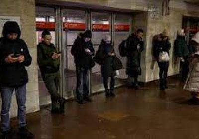 عودة الخدمة إلى شبكة المترو في كييف