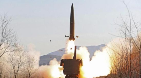 كوريا الشمالية تطلق صاروخًا باليستيًا تجاه بحر الشرق
