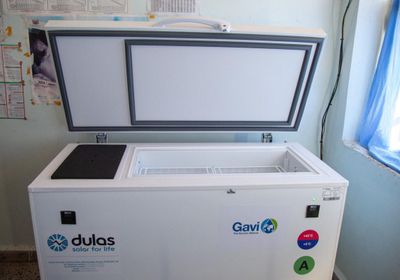 يونيسف: تركيب 401 ثلاجة لتخزين اللقاحات