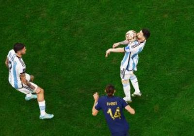 ميسي يسجل أول أهداف الأرجنتين بشباك فرنسا