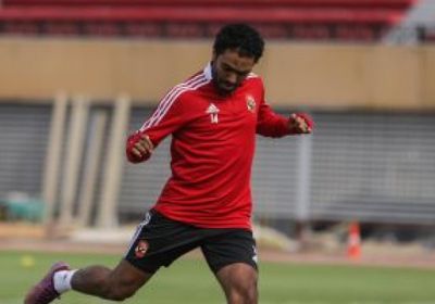 الأهلي يبدأ مفاوضات تجديد عقود 3 نجوم بفريقه 