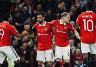 اليونايتد يلتقي بيرنلي بكأس رابطة الإنجليزية