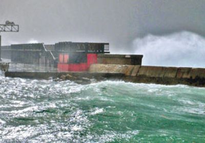 انتشال 6 جثث في غرق سفينة بتايلاند